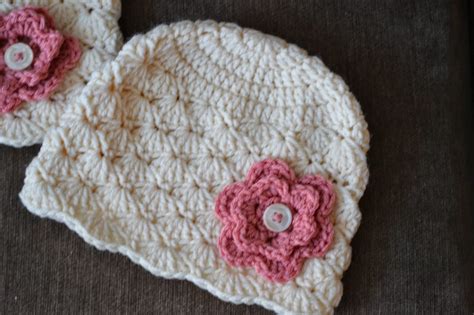 Knotty Knotty Crochet: Simple shells beanie FREE PATTERN!