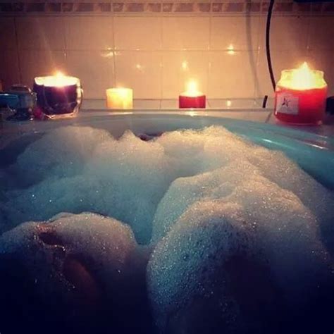 Lush Bath, Bath Spa, Relax Time, Me Time, Bath Candles Romantic, Mousse ...