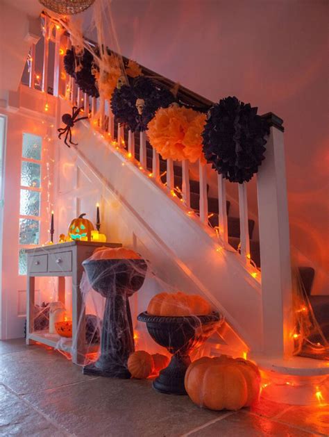 Creepily Creative Halloween Party Decorations! | Wallsauce US