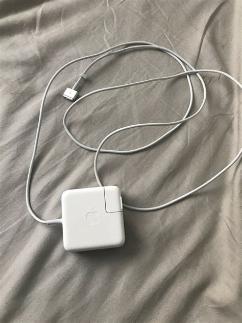 Gently used 45W MagSafe 2 Apple MacBook Air charger. Only used twice ...