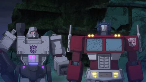 Transformers Titans Return with Peter Cullen's Optimus Prime | Collider