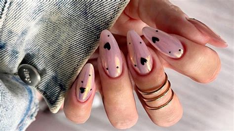 Simple Yet Stunning Nail Trends That Aren't Just For Minimalists