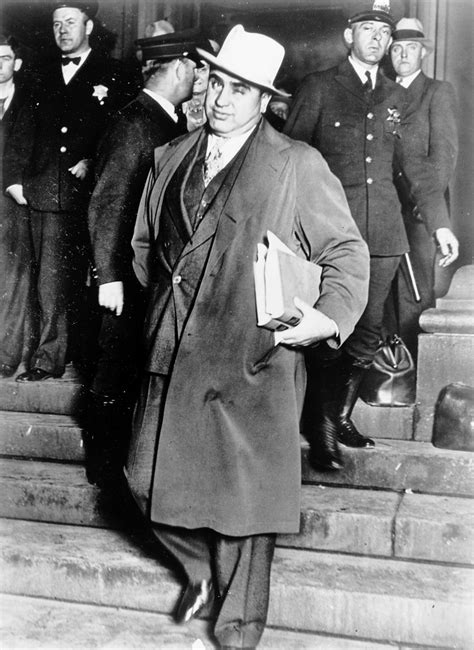 Al Capone | Chicago outfit, Mobster, Al capone