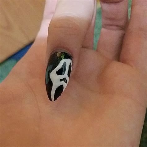 Scream Halloween Nail Art...This one was so much fun to try and do!! | Halloween nail art ...