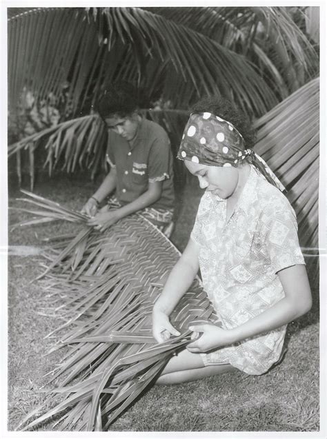 Weaving, Rarotonga 1969 | Title: Pacific Islands - Cook Isla… | Flickr