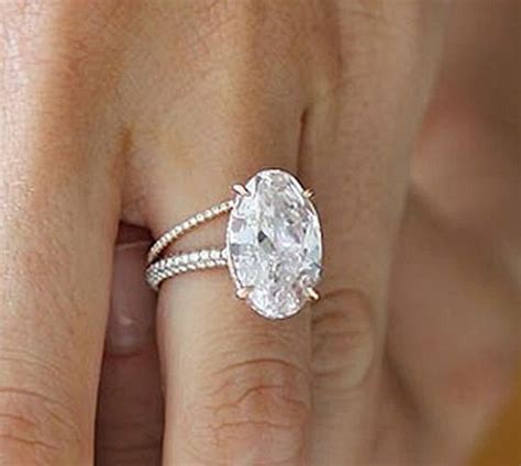 32 Stunning Celebrity Engagement Rings - The1stClassLifestyle.com ...