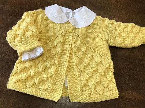 Mimos da Vovó Free Baby Sweater Knitting Patterns, Crochet Baby Blanket ...