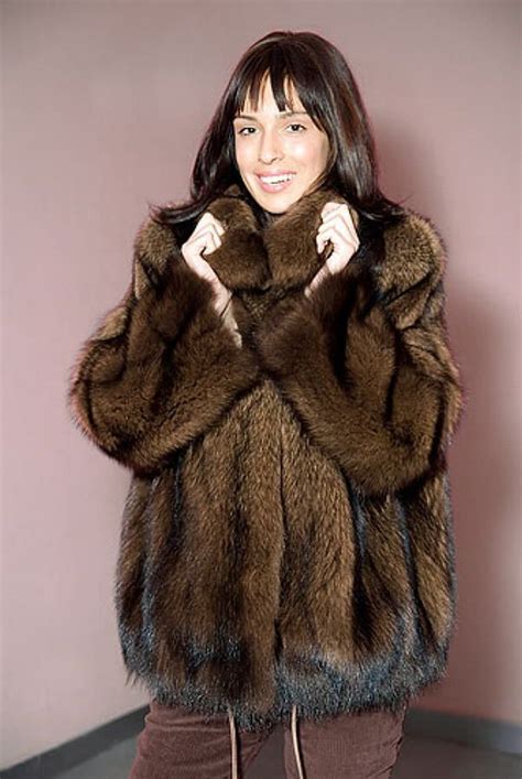 Fisher Fur Jacket Fisher, Fox Fur Coat, Fur Coats, Fabulous Furs ...