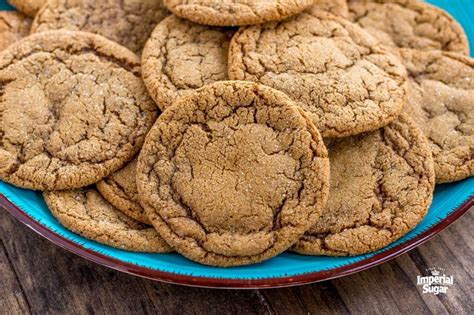 Molasses Cookies | Dixie Crystals | Recipe | Molasses cookies soft, Whipped shortbread cookies ...