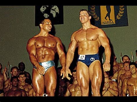 1967 Mr. Universe: Arnold and Bill Pearl - YouTube