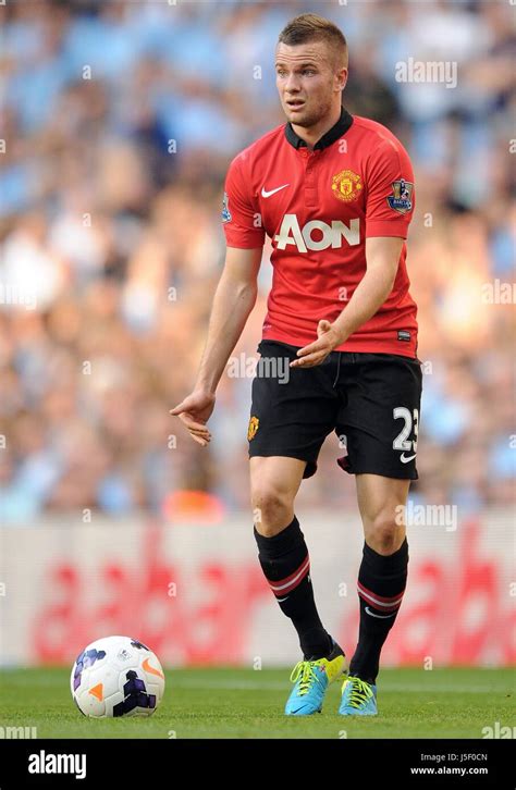 TOM CLEVERLEY MANCHESTER UNITED FC MANCHESTER UNITED FC ETIHAD STADIUM MANCHESTER ENGLAND 22 ...