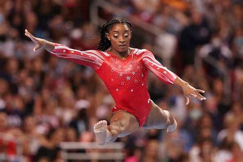 10 Best Female Athletes at the 2021 Tokyo Olympics | KCM