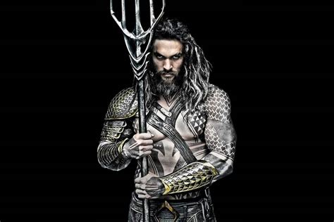 Jason Momoa Teases An AQUAMAN Transformation - ScreenGeek