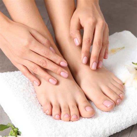 Every Pedicure Color You Should Try In 2022 | atelier-yuwa.ciao.jp