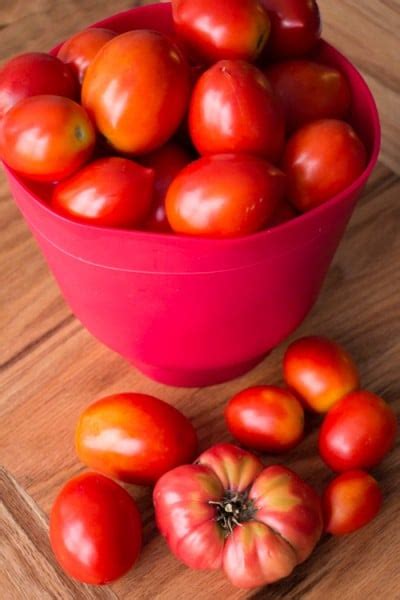 Diced Tomatoes Recipe - How To Make Homemade Diced Tomatoes