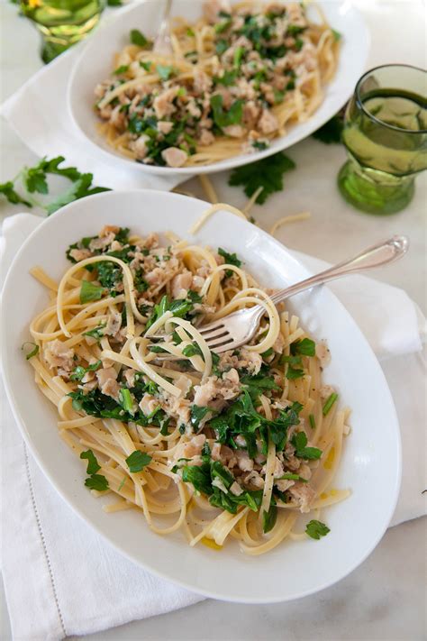 Linguine with White Clam Sauce - Colavita Recipes