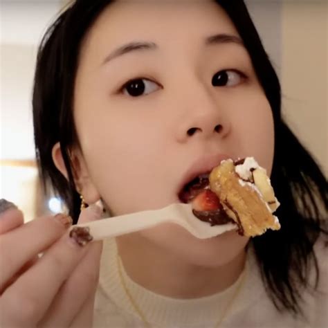 Pin by hirai on chaeng | Desserts, Food, Breakfast