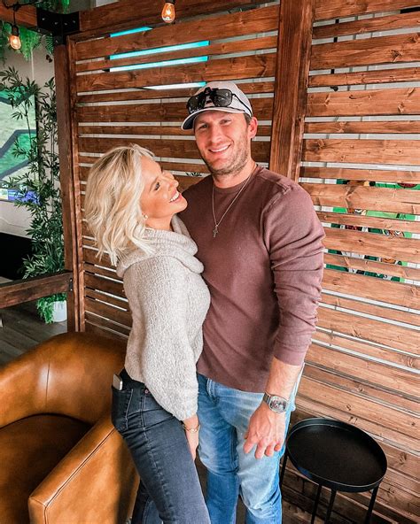 Savannah Chrisley goes Instagram-official with boyfriend and murder ...