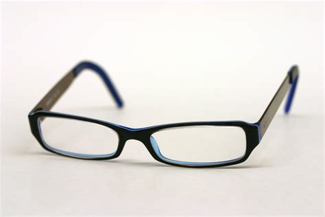 File:DKNY Glasses.JPG