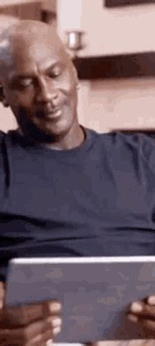 Michael Jordan Laughing GIFs | Tenor