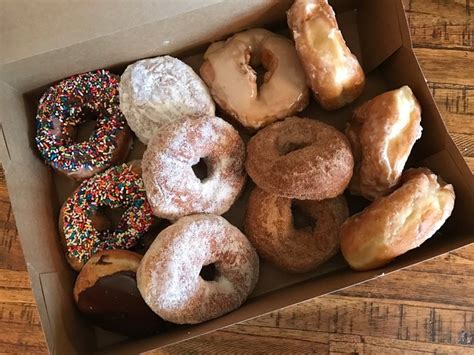 Sample Donuts And Apple Fritters At Country Style Donuts In Virginia