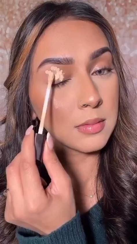 STUNNING GREEN | Beginners eye makeup, Eye makeup techniques, Makeup artist tips