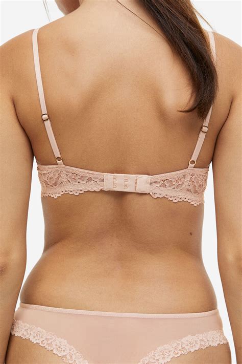 Padded underwired lace bra