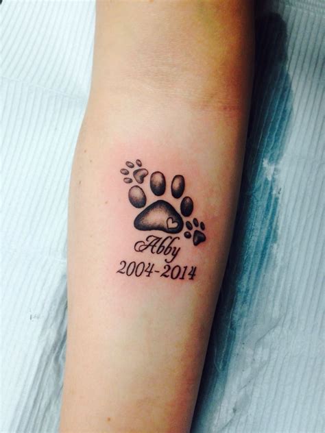 Pin by Stefy on Oggetti | Remembrance tattoos, Puppy tattoo, Dog memorial tattoos