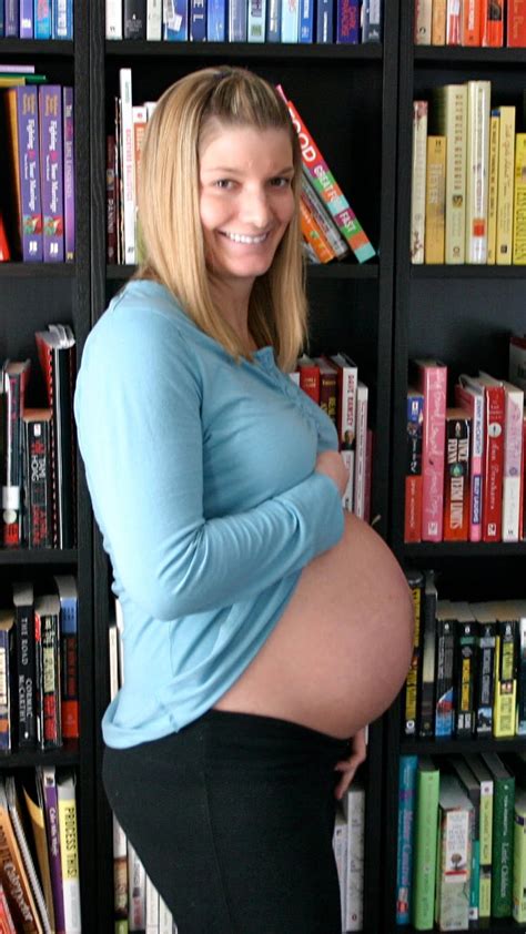 29 weeks pregnant with twins – The Maternity Gallery