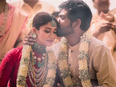 First photo of Nayanthara and Vignesh Shivan as husband and wife