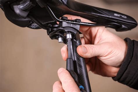 How to Fit A Mountain Bike Saddle, Adjust Angle and Height