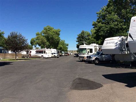 Billings Village RV Park | Billings, MT - RV Parks and Campgrounds in ...