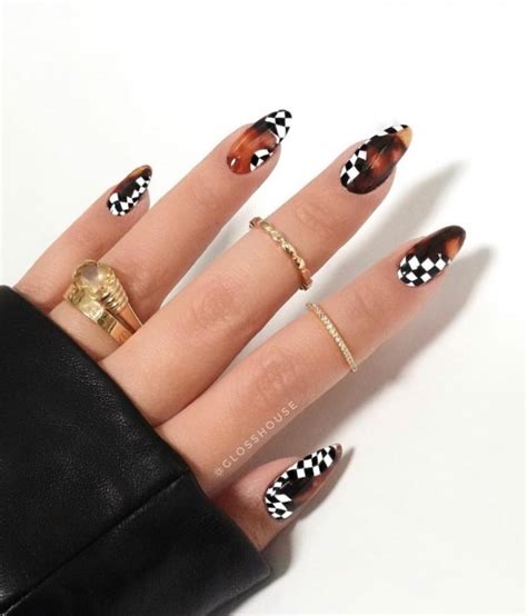 75 The Coolest Checkered Nail Art Designs — Tortoiseshell and Checkered ...