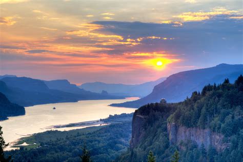 30+ Romantic Getaways In Oregon 2024