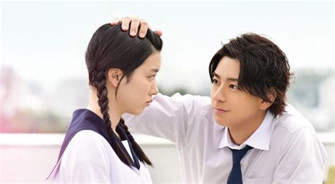 10 Film Jepang Romantis Kisah Cinta Guru dan Murid - Dafunda.com