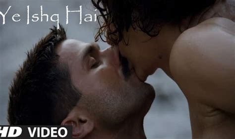 Rangoon song Yeh Ishq Hai: Kangana Ranaut-Shahid Kapoor’s raw chemistry ...