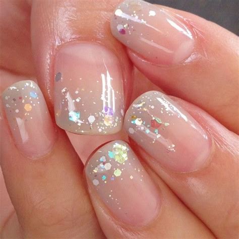 #Clear #clear Gel Nails #glitter #Nail #Polish Vernis à ongles transparent à paillettes | Vernis ...