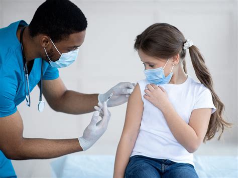 U.S. Childhood Vaccination Rates Buck Global Trends | AAFP