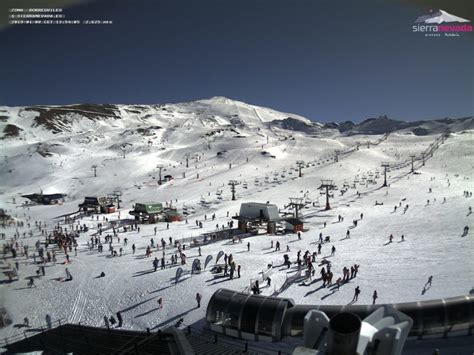 Guide to Skiing in the Sierra Nevada (Granada, Spain) | New To Ski