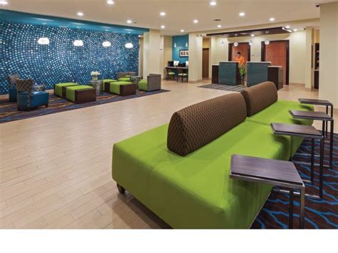 http://hamptoninn3.hilton.com/en/hotels/texas/hampton-inn-beeville ...