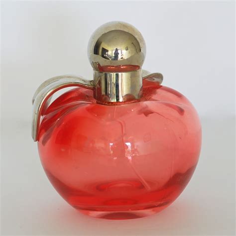 Nina Ricci Apple Shaped Perfume Bottle With Silver Leaves – France ...