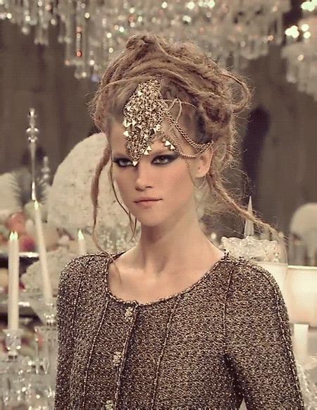 fashion catwalk gif | WiffleGif