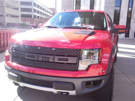 Why aren't you in my life?! My future truck. PINK-ish Ford Raptor.