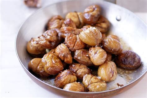 Roasted chestnuts in cinnamon butter