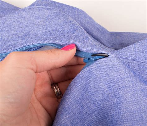 How To Sew An Invisible Zip | Sewing Tips, Tutorials, Projects and Events | Sew Essential