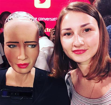 How I met Sophia, the social humanoid robot, in Krakow | The Krakow Post