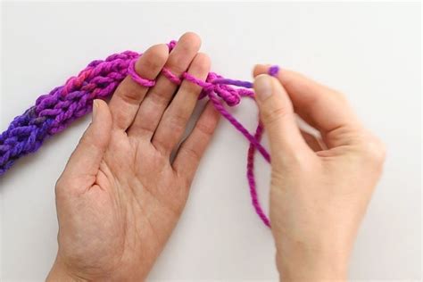 How to Finger Knit | Easy Finger Knitting Instructions