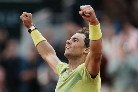 Rafael Nadal sets up match with Novak Djokovic at French Open