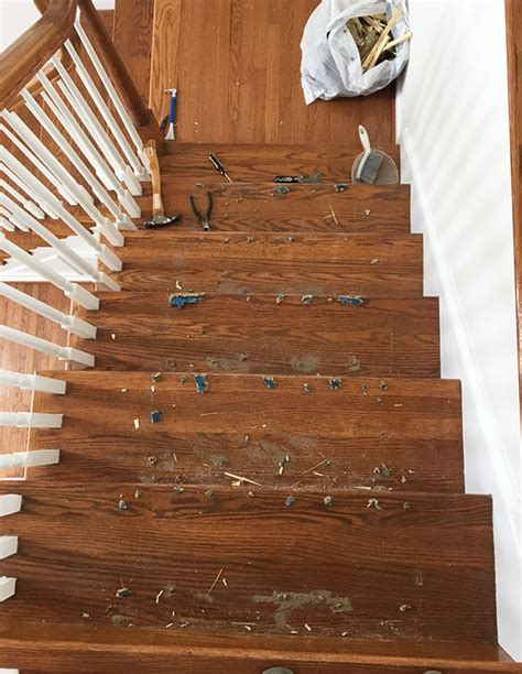 How To Remove The Carpet From Your Stairs