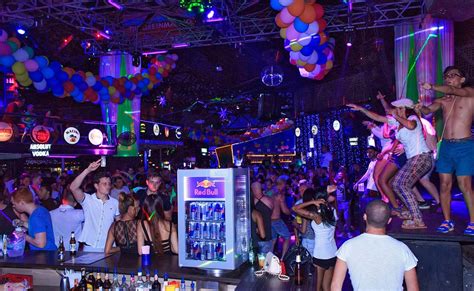 Koh Samui Nightlife: 15 Popular Nightlife spots - Dimaak